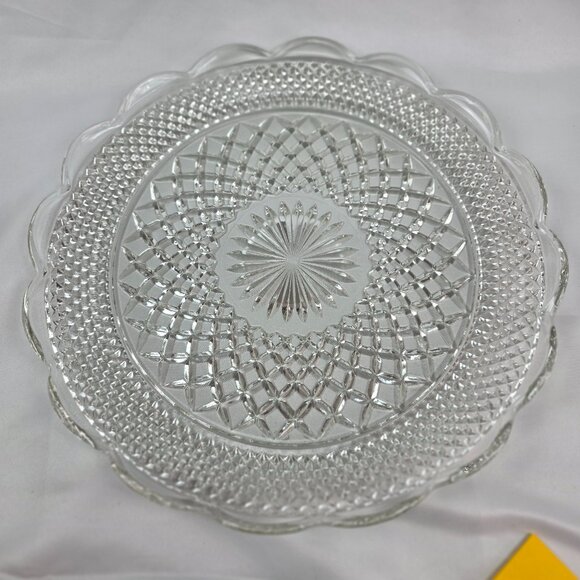 Vintage Anchor Hocking Wexford Cupped Edge Torte Plate Quilted Diamond Design - Picture 1 of 12
